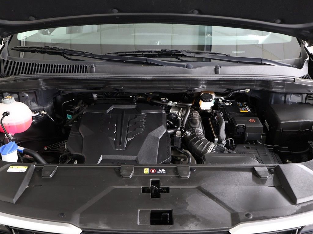 Used 2023 Kia Carnival EX FWD image 21