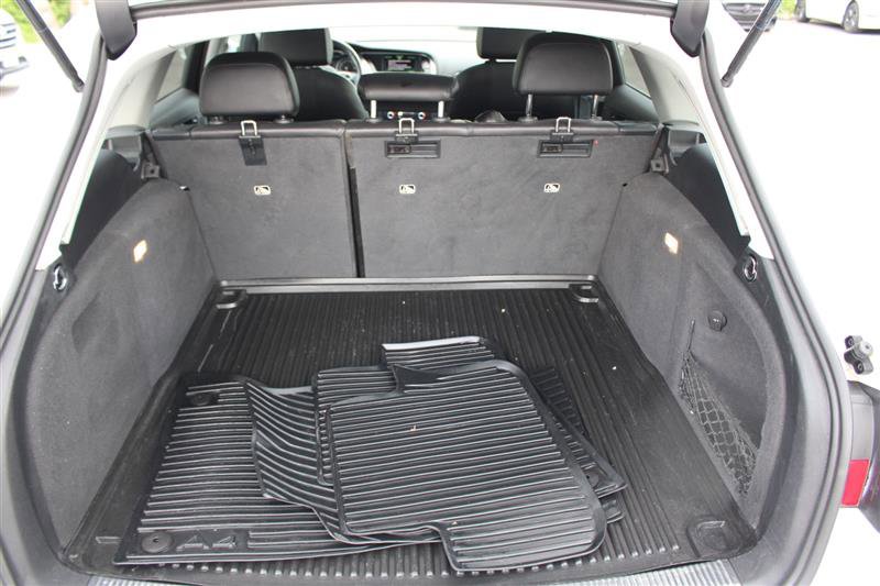 Used 2016 Audi A4 Premium w/ Audi MMI Navigation Plus AWD/4WD image 18