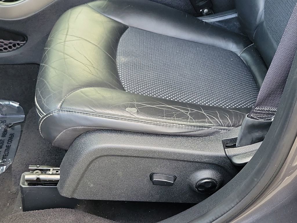 Certified 2017 Dodge Journey Crossroad FWD image 13