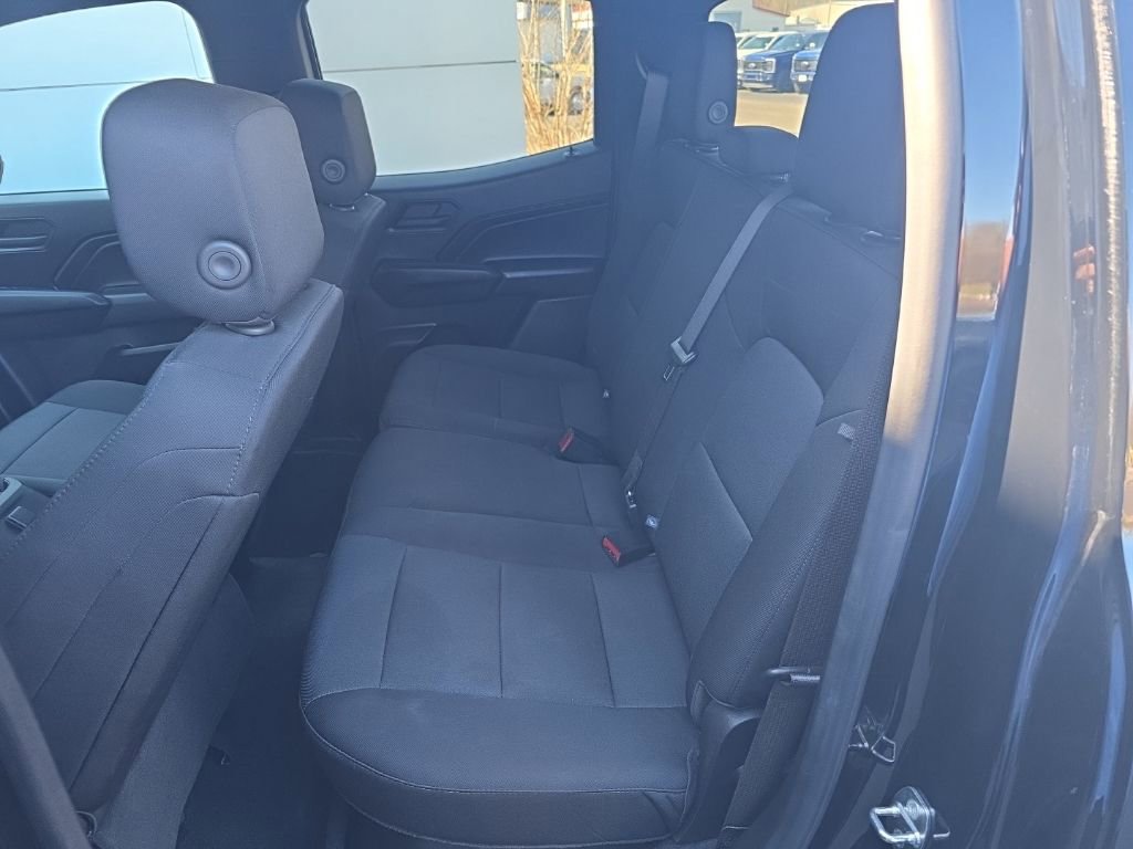Used 2023 Chevrolet Colorado W/T image 27