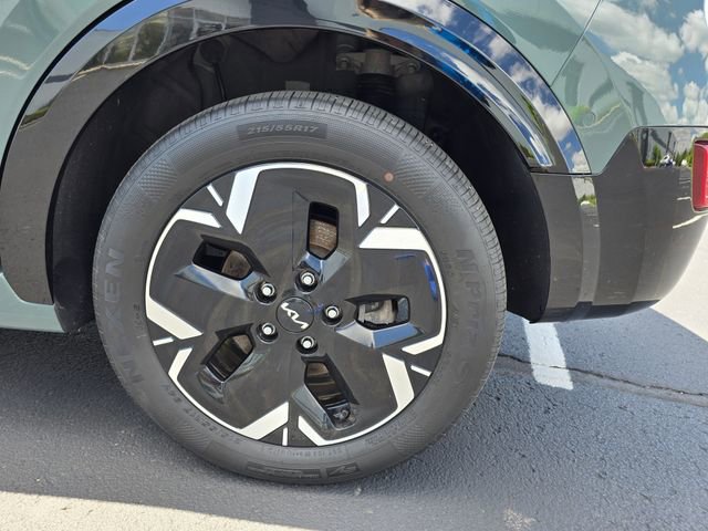 Used 2023 Kia Niro Wave w/ Wave Preserve Package FWD image 10