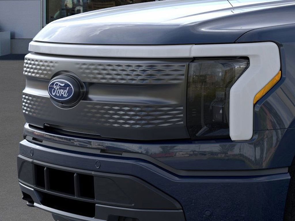 New 2025 Ford F150 Lightning Flash image 17