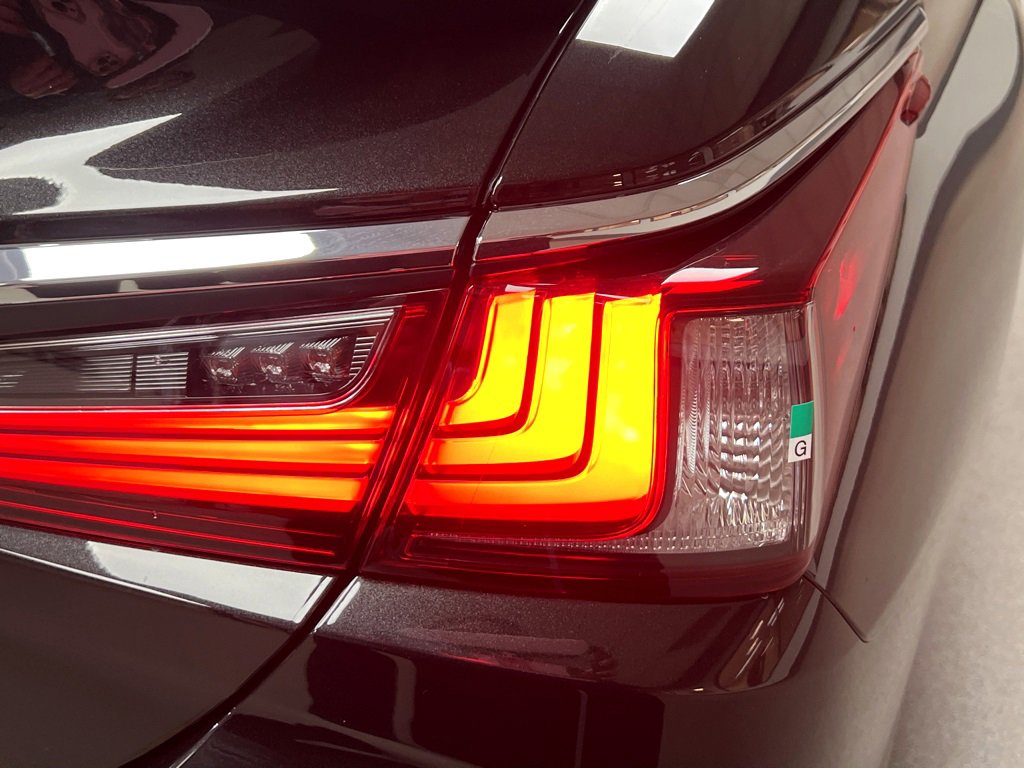 New 2025 Lexus ES 350 w/ Premium Package image 29