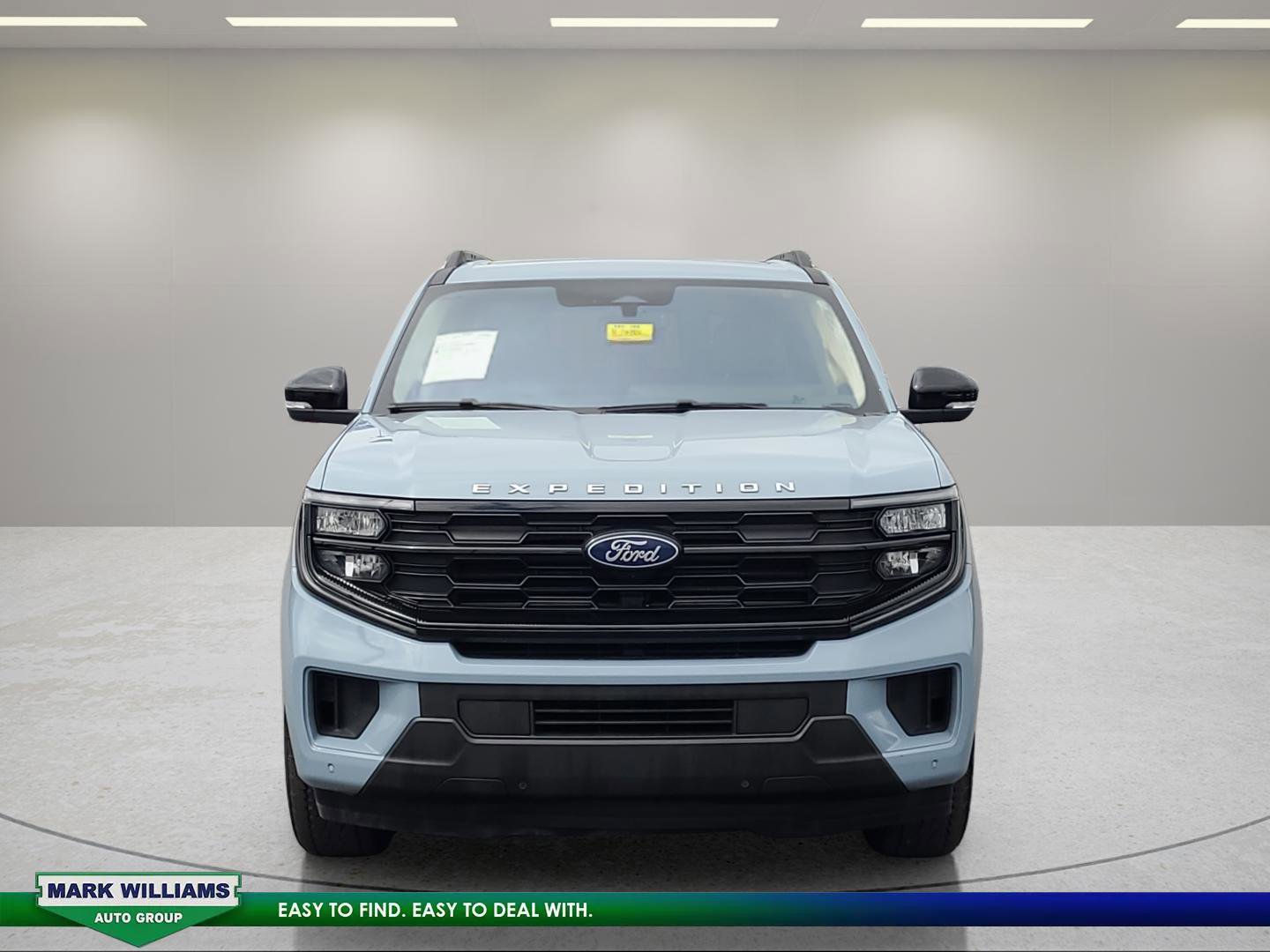 Used 2025 Ford Expedition Max Active AWD/4WD image 9