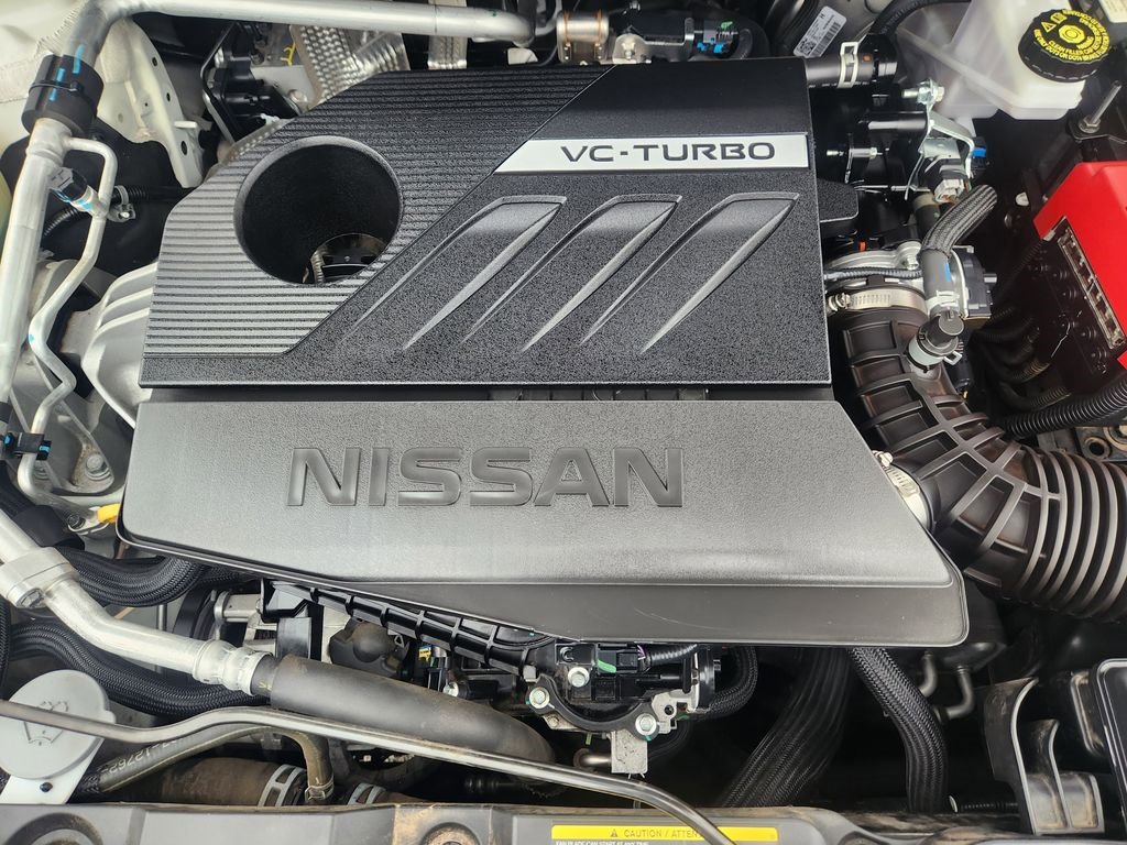 Used 2024 Nissan Rogue SV image 30
