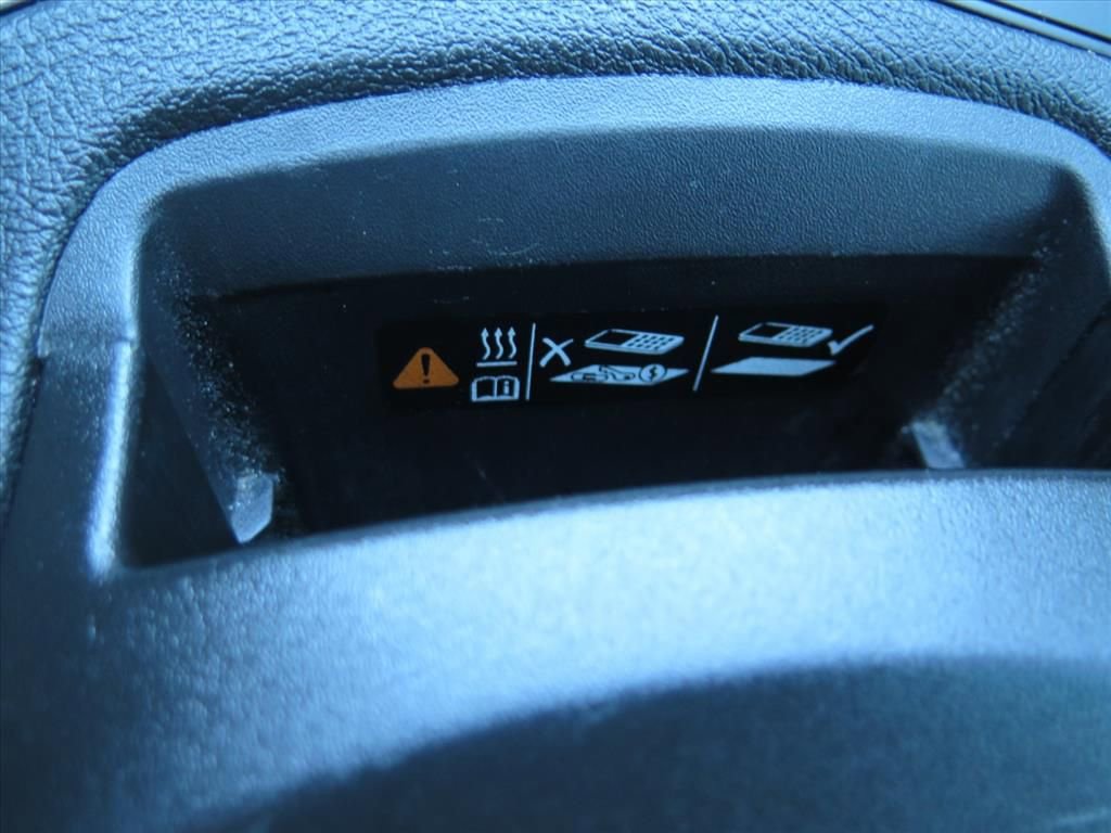 Used 2023 Cadillac XT5 Sportv w/ Technology Package image 15