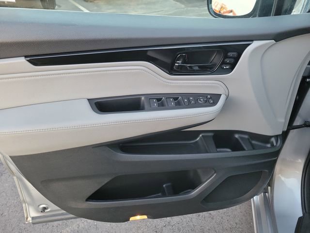 Used 2023 Honda Odyssey Elite image 21