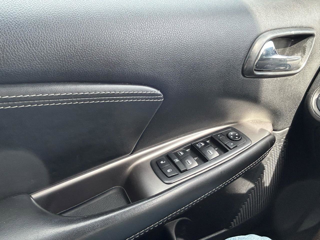 Used 2019 Dodge Journey Crossroad FWD image 28