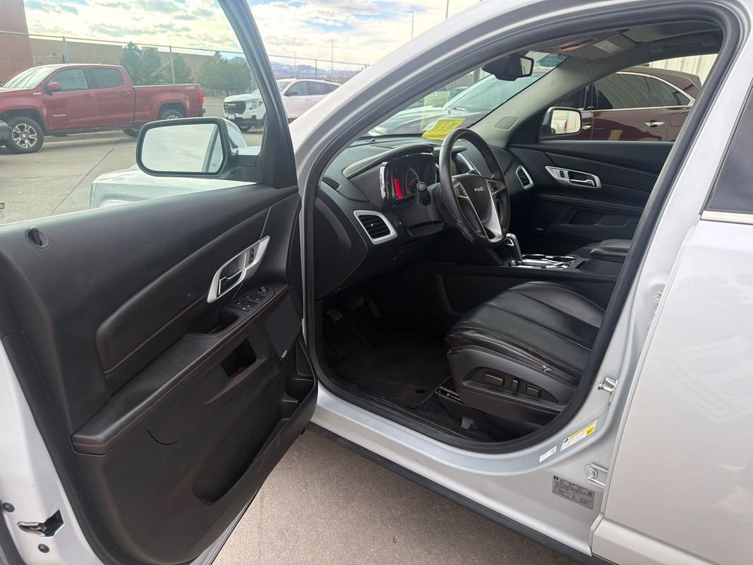 Used 2015 GMC Terrain SLT image 8