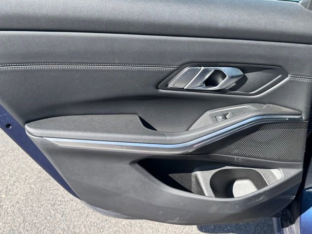 Used 2022 BMW 330i xDrive Sedan w/ Premium Package 2 image 10