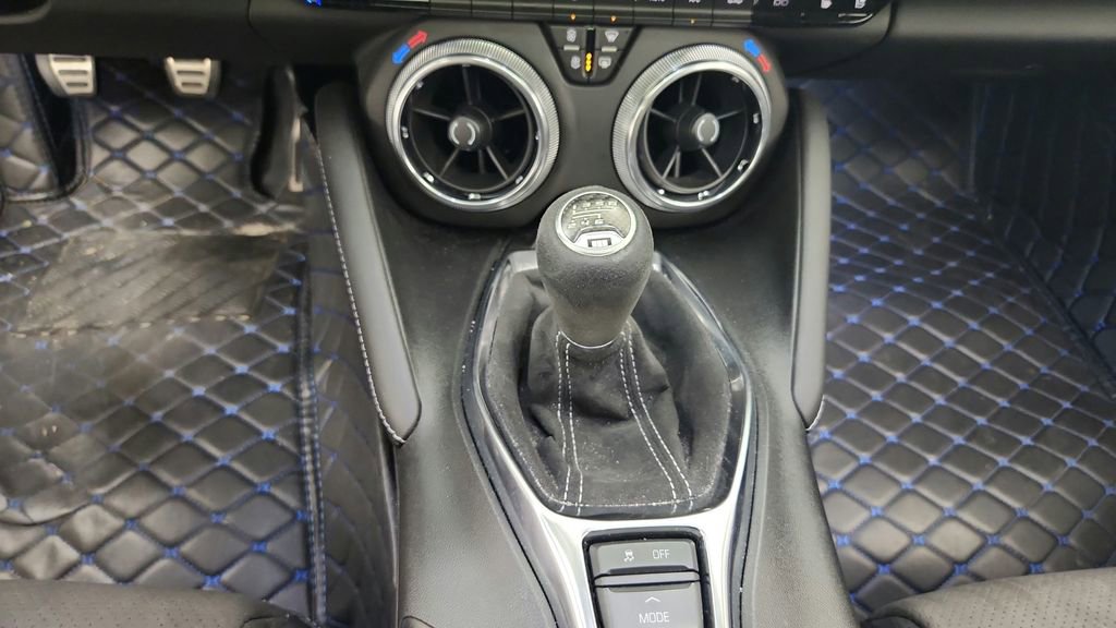 Used 2022 Chevrolet Camaro SS image 35
