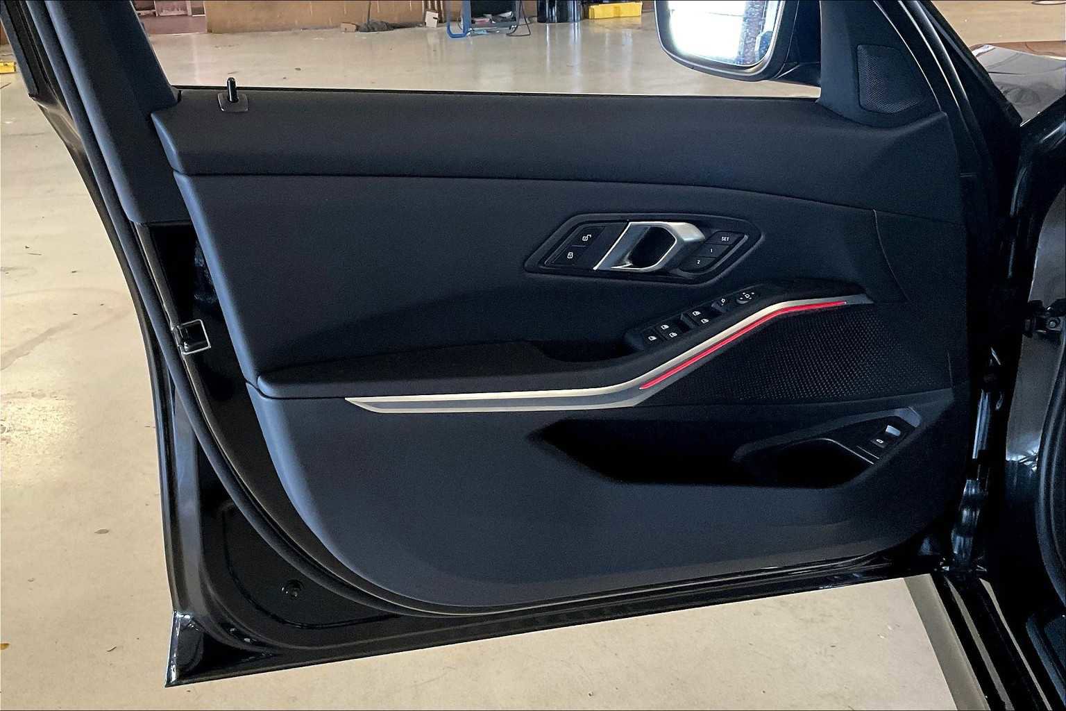 New 2025 BMW 330i Sedan w/ Convenience Package RWD image 10