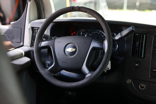 Used 2012 Chevrolet Express 3500 Extended RWD image 28