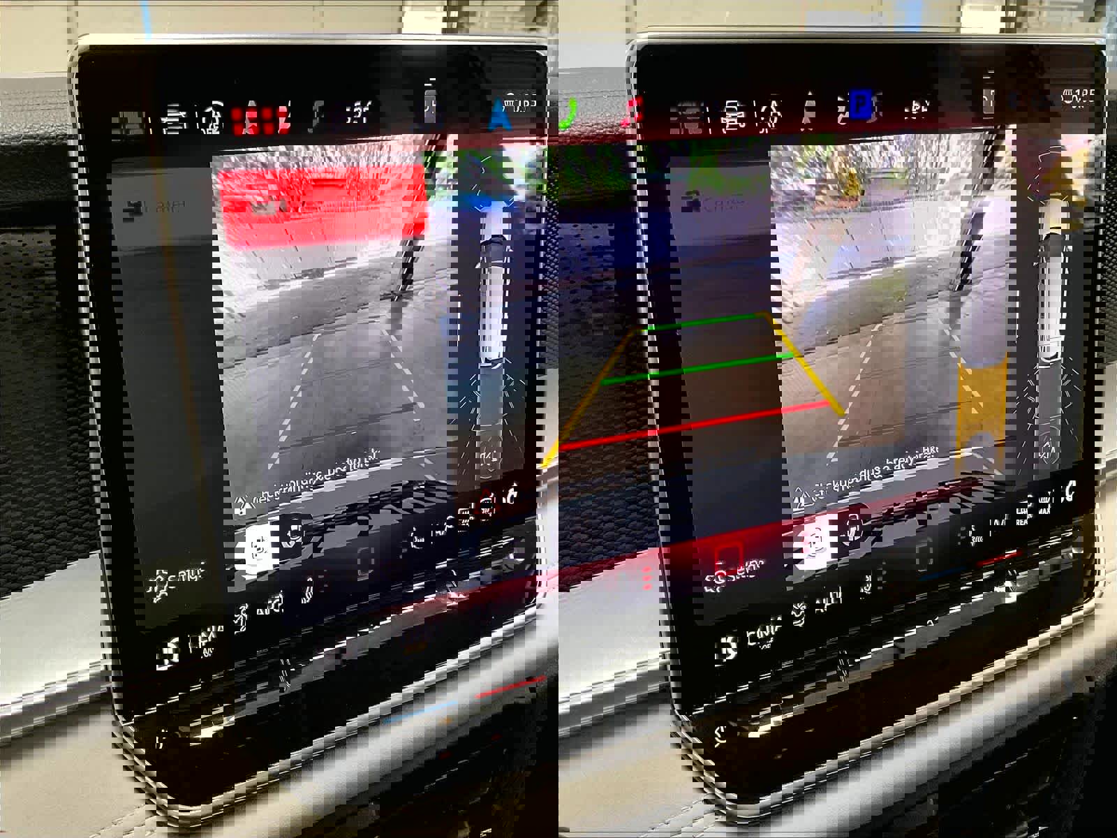 Certified 2025 Volkswagen Tiguan SE FWD image 23