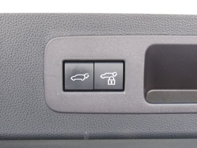 Used 2023 Lexus LX 600 F Sport AWD/4WD image 26