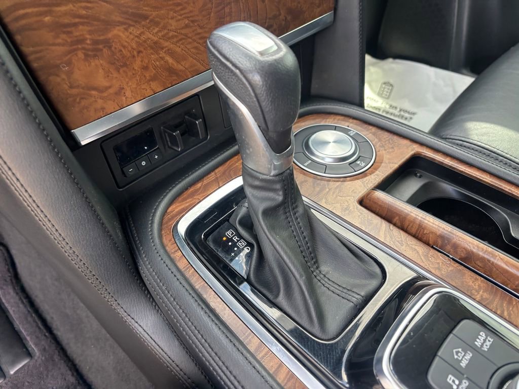 Used 2021 Nissan Armada SL w/ Captain's Chairs Package RWD image 16