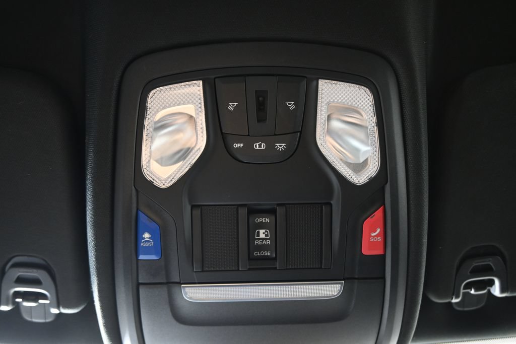 Used 2021 RAM 1500 Big Horn AWD/4WD image 33