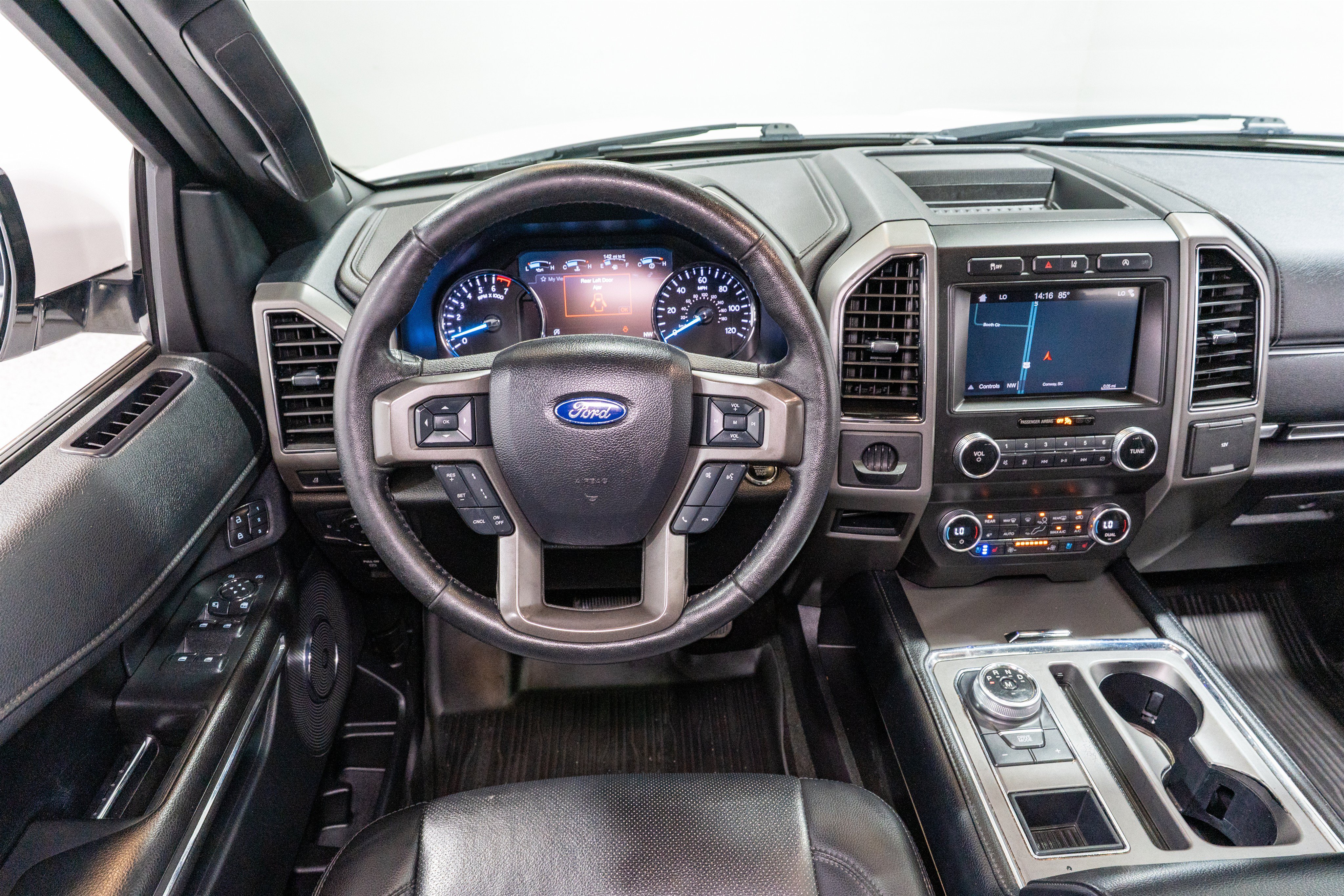 Used 2019 Ford Expedition Max XLT w/ Equipment Group 202A RWD image 11