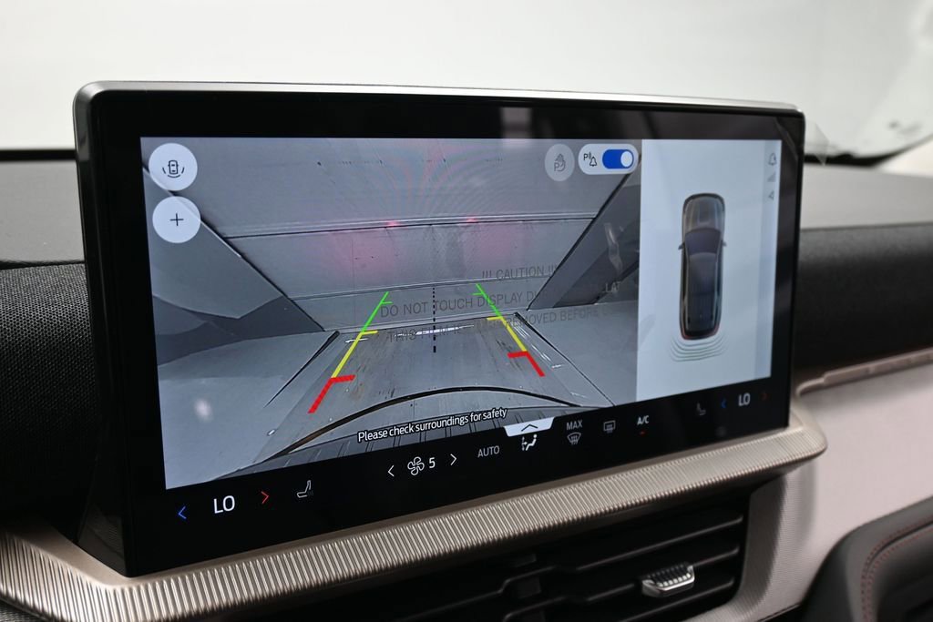 New 2026 Ford Explorer Active image 15