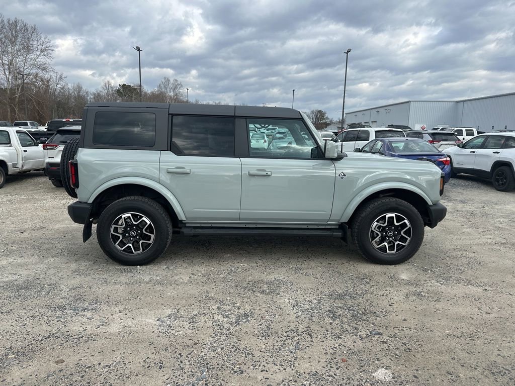 Used 2024 Ford Bronco Outer Banks image 6
