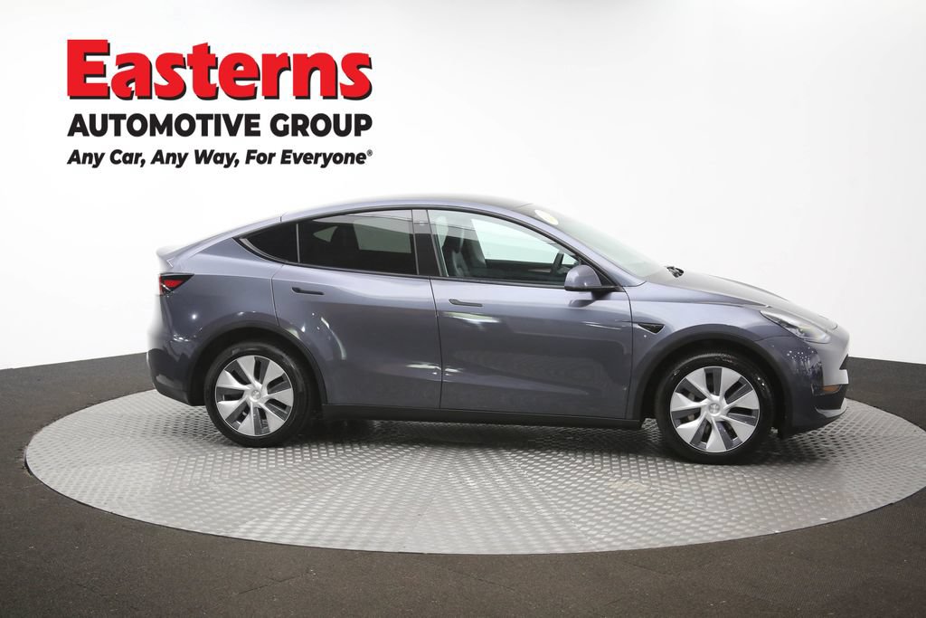 Used 2023 Tesla Model Y Long Range AWD/4WD image 42