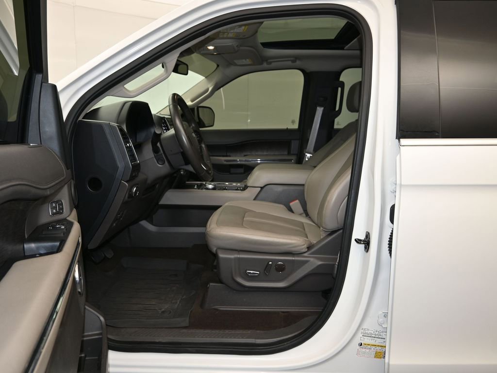 Used 2021 Ford Expedition Limited image 23