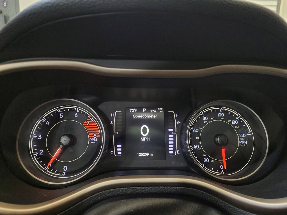 Used 2016 Jeep Cherokee 75th Anniversary AWD/4WD image 23