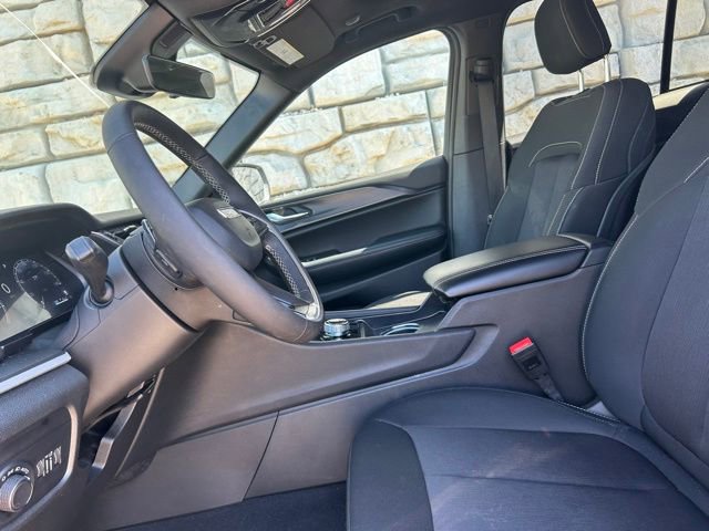 Used 2025 Jeep Grand Cherokee Laredo X w/ Luxury Tech Group I AWD/4WD image 8