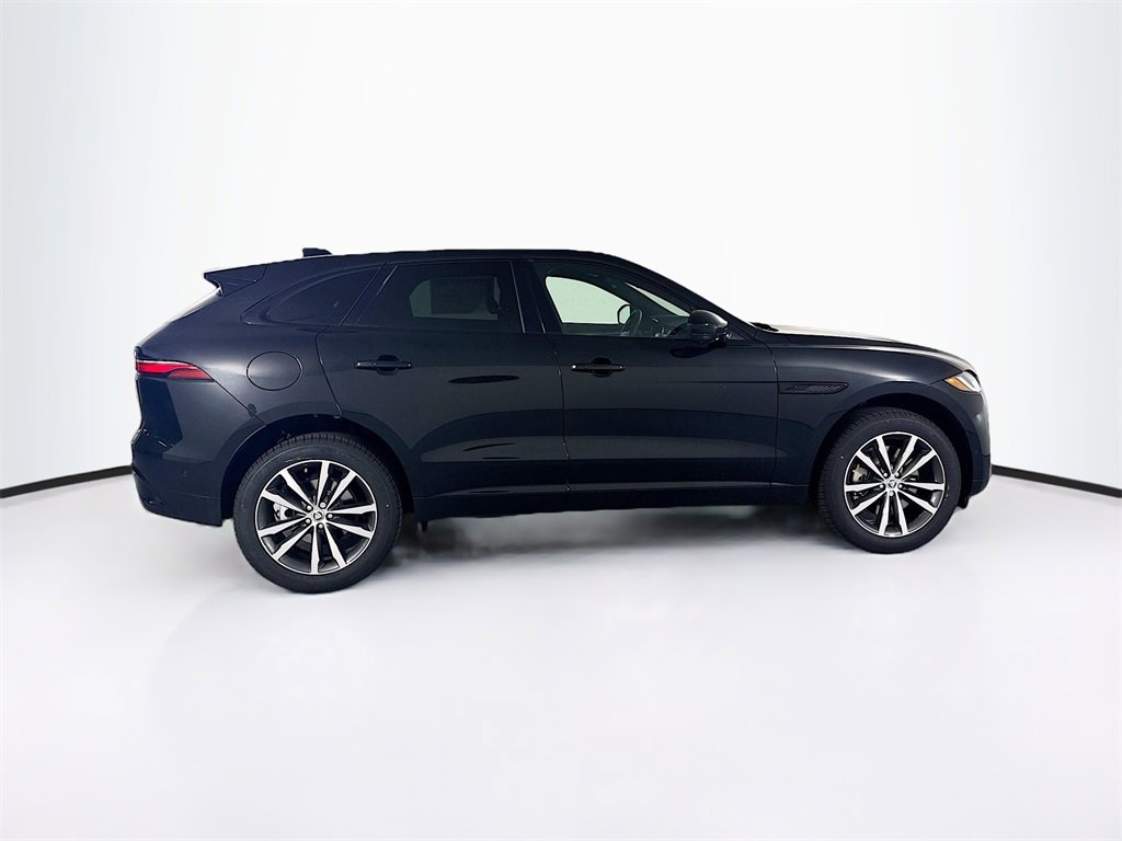 New 2026 Jaguar F-PACE R-Dynamic S image 4