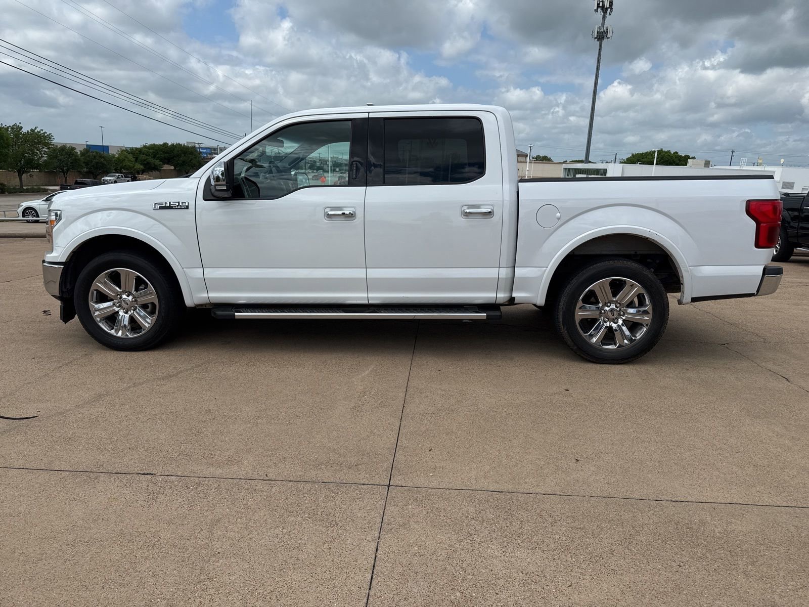 Used 2018 Ford F150 Lariat image 4