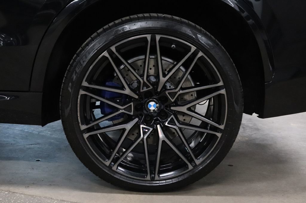 Used 2021 BMW X5 M w/ Competition Package image 40
