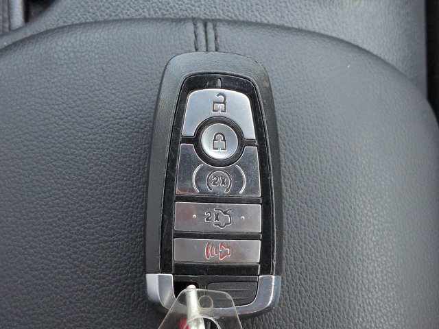 Used 2021 Ford Mustang Premium RWD image 27