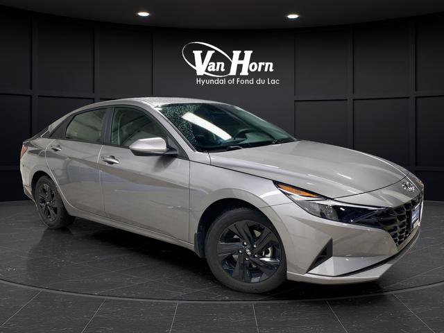 Certified 2023 Hyundai Elantra SEL FWD image 1
