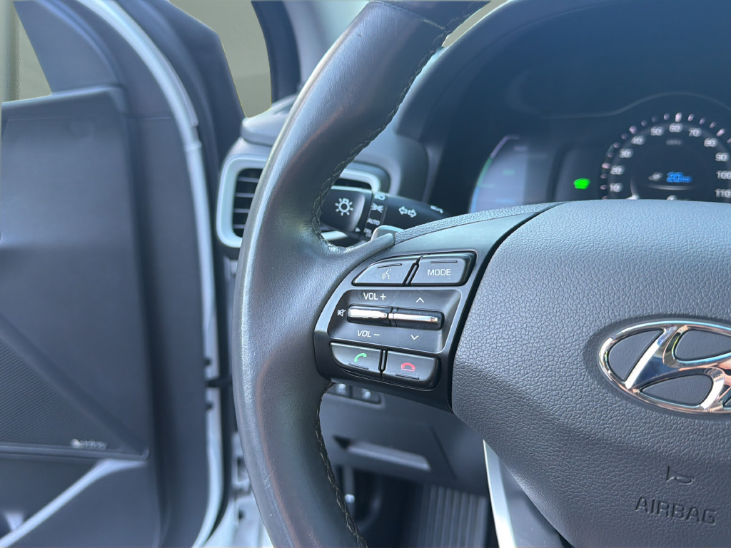 Used 2019 Hyundai Ioniq Limited FWD image 22