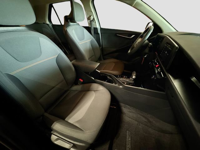 Used 2025 Kia Niro LX image 26