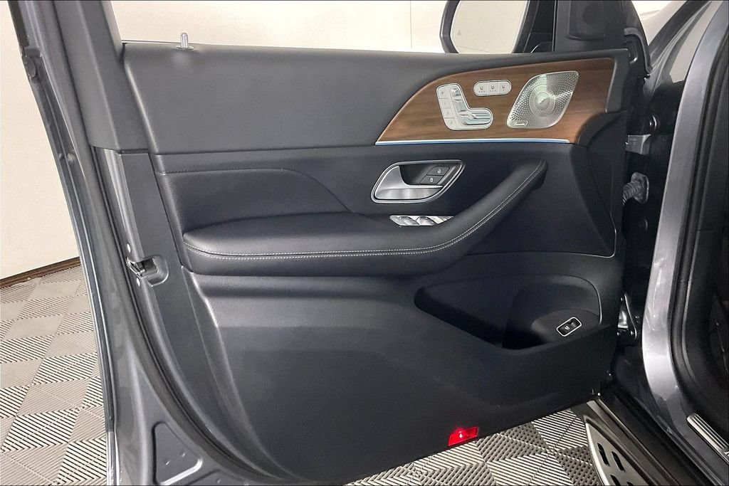Certified 2023 Mercedes-Benz GLS 450 4MATIC image 15
