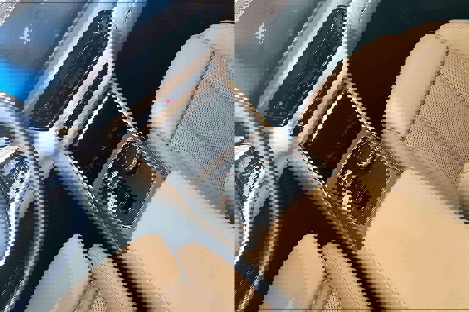 Used 2025 BMW 330i Sedan w/ Premium Package image 11