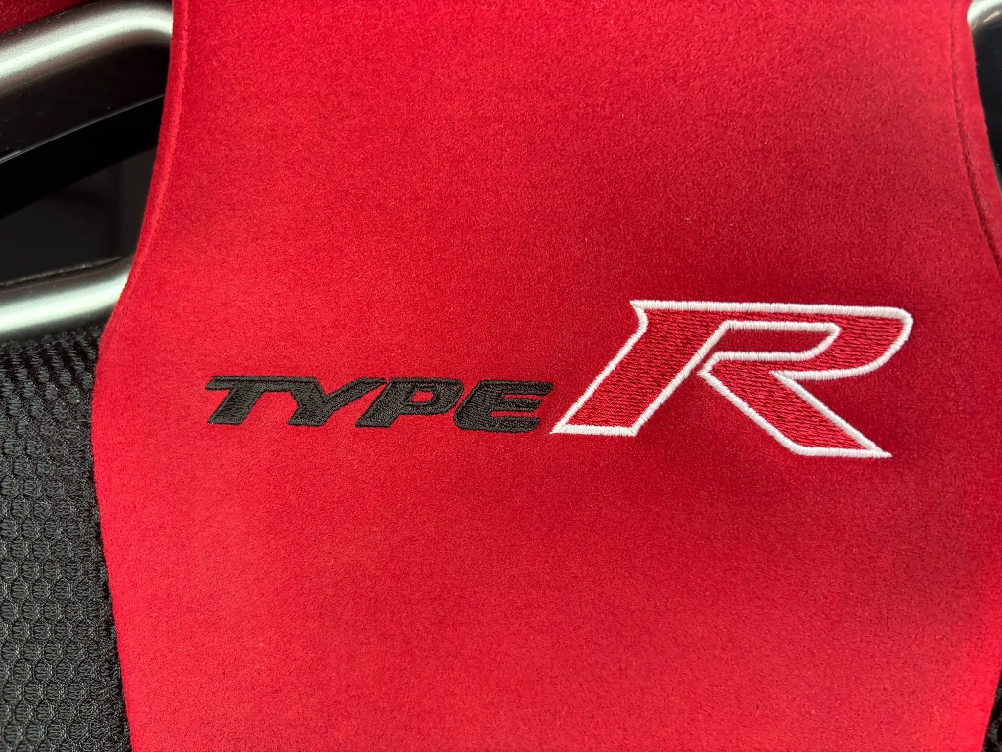 Used 2018 Honda Civic Type R image 19