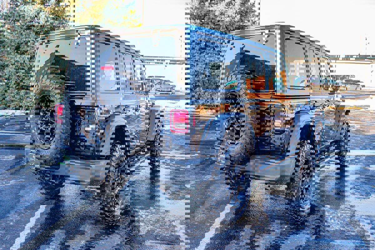 Used 2022 Jeep Wrangler Unlimited Sport image 9