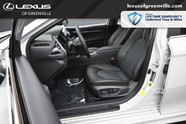 Used 2023 Toyota Camry SE w/ Convenience Package FWD image 20