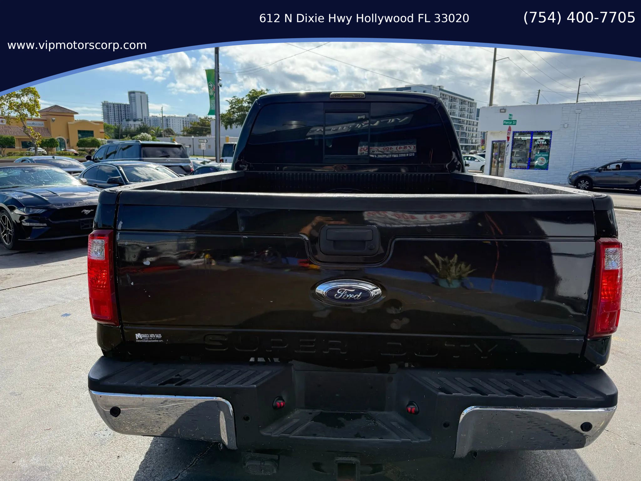 Used 2016 Ford F250 Lariat w/ Chrome Package image 8