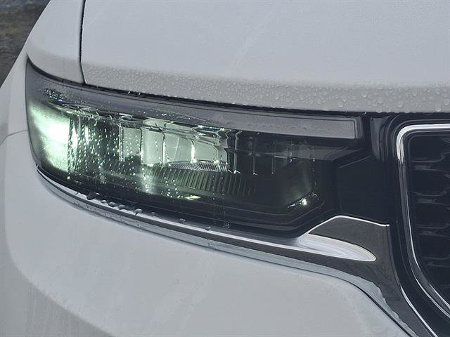 New 2025 Jeep Grand Cherokee Limited image 6