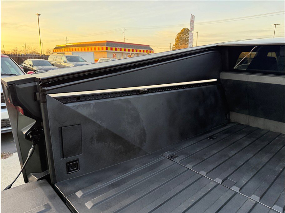 Used 2024 Tesla Cybertruck Cyberbeast image 46