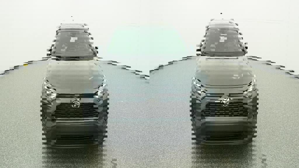 New 2025 Toyota RAV4 XLE image 15