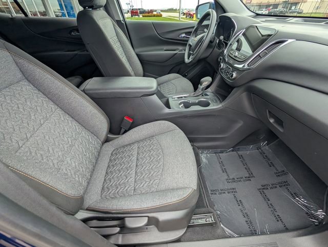Used 2022 Chevrolet Equinox LT FWD image 4