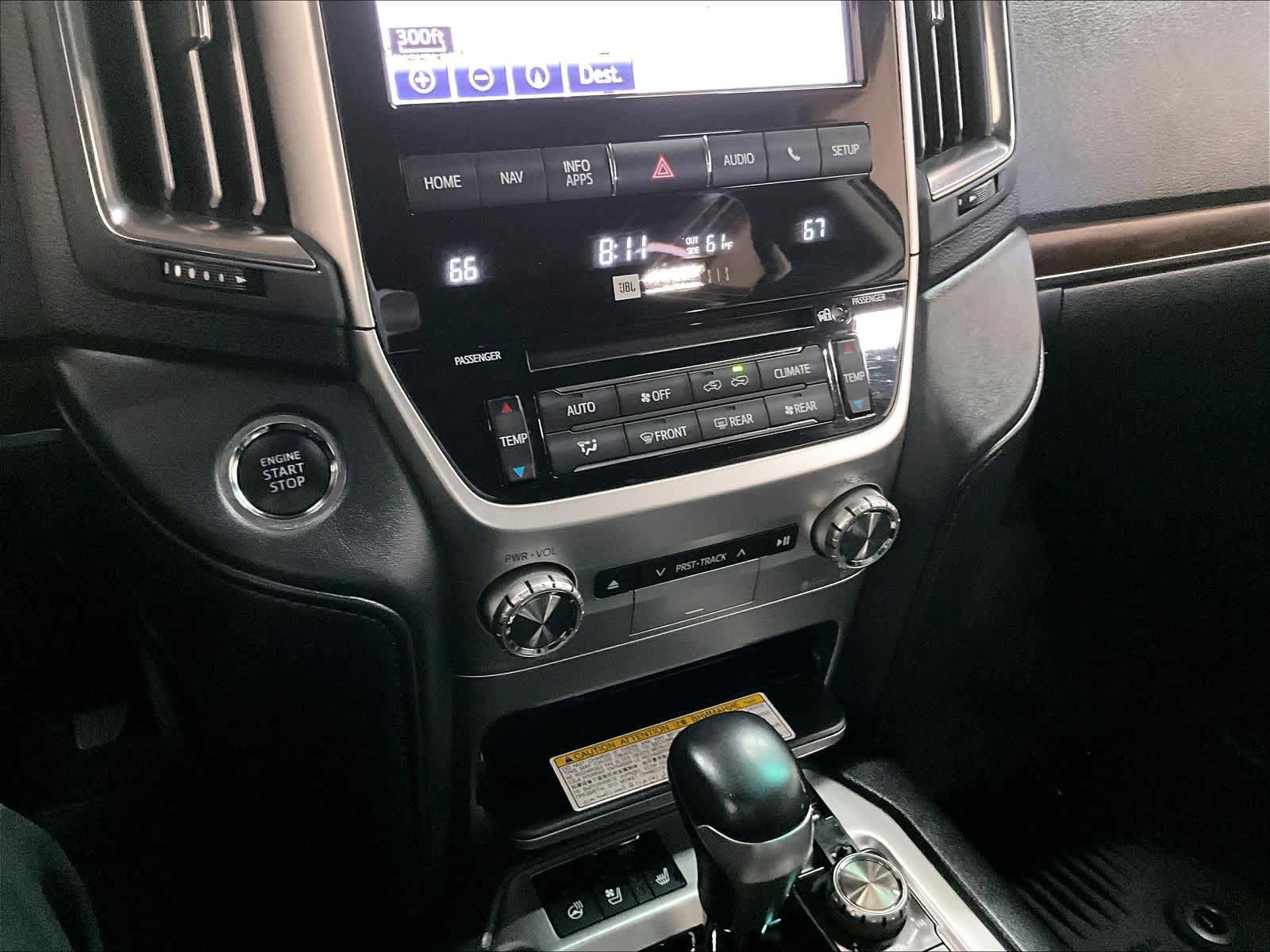 Used 2019 Toyota Land Cruiser AWD/4WD image 39
