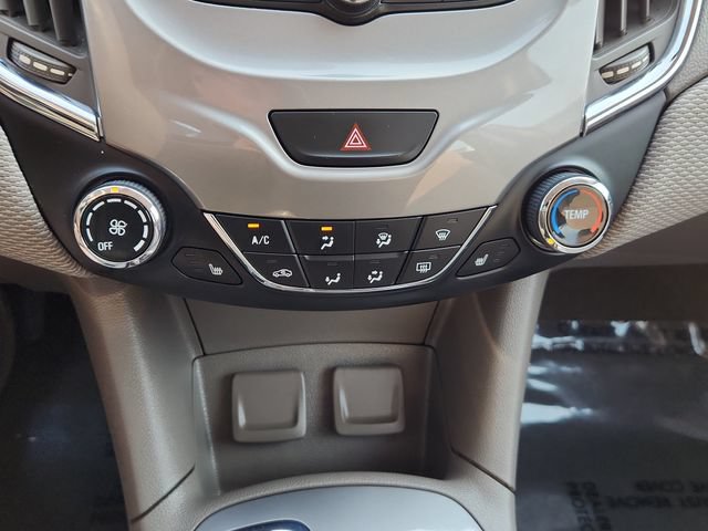 Used 2017 Chevrolet Cruze LT w/ Convenience Package FWD image 41