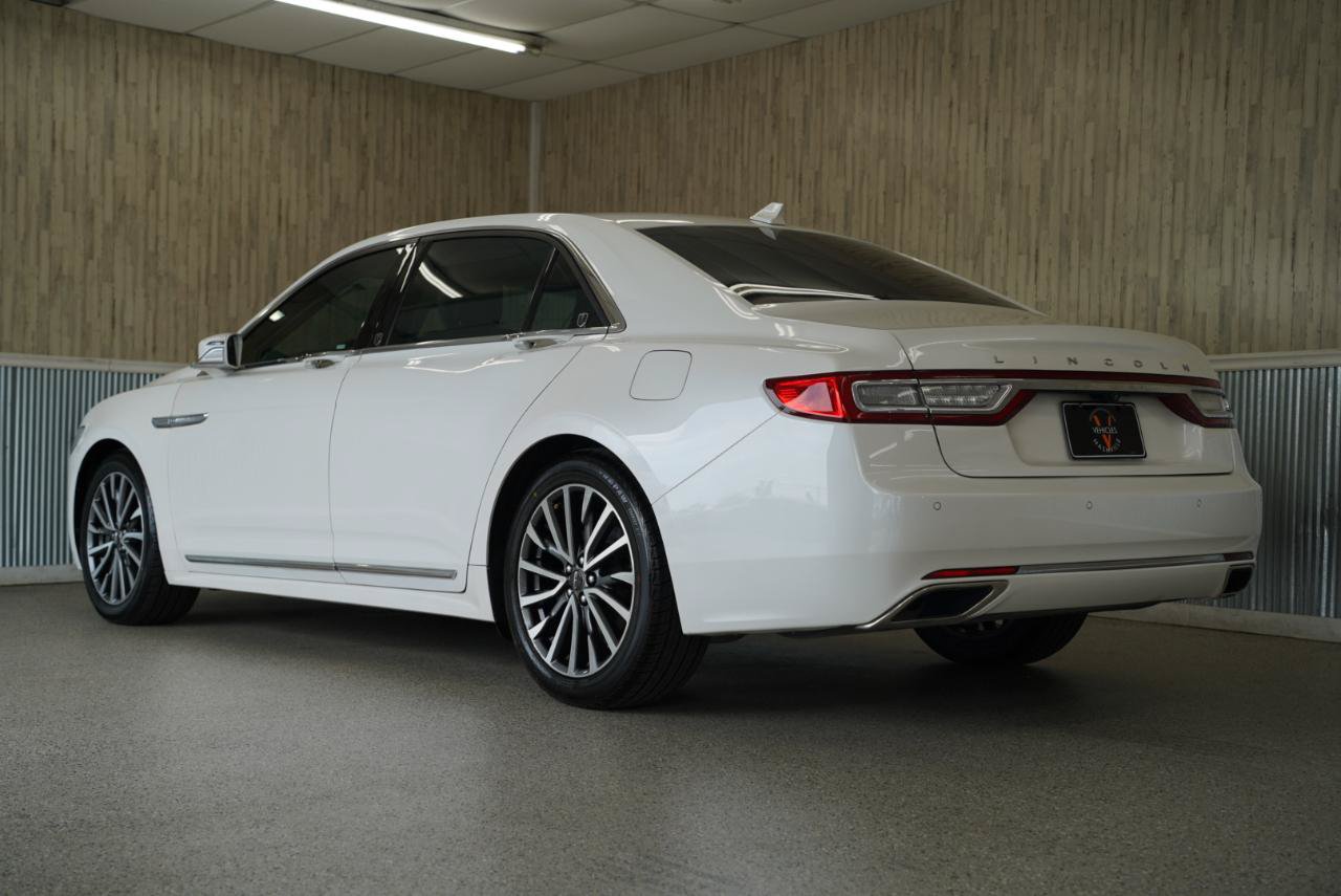 Used 2018 Lincoln Continental Select w/ Continental Climate Package FWD image 7