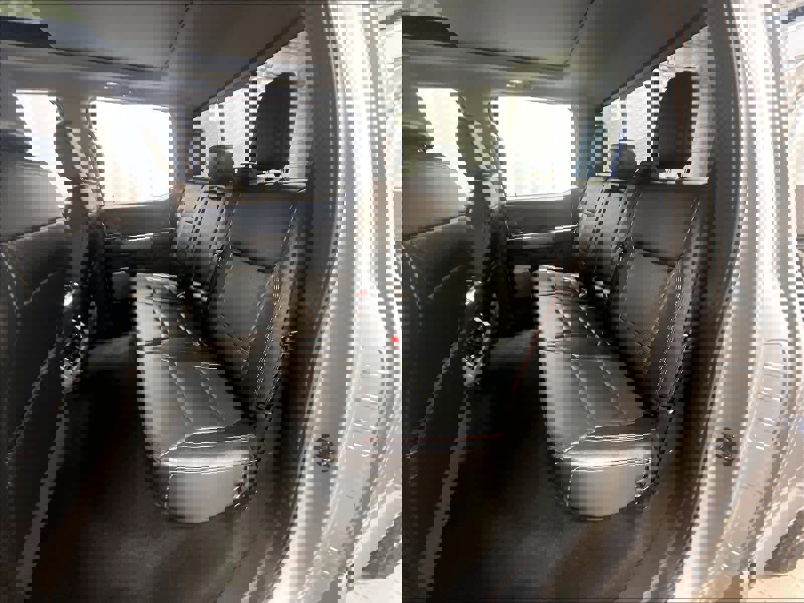 Used 2022 Ford F150 Lariat w/ Equipment Group 502A High image 30