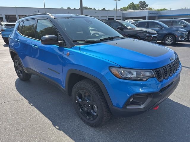 Used 2024 Jeep Compass Trailhawk w/ Trailhawk Convenience Group image 7